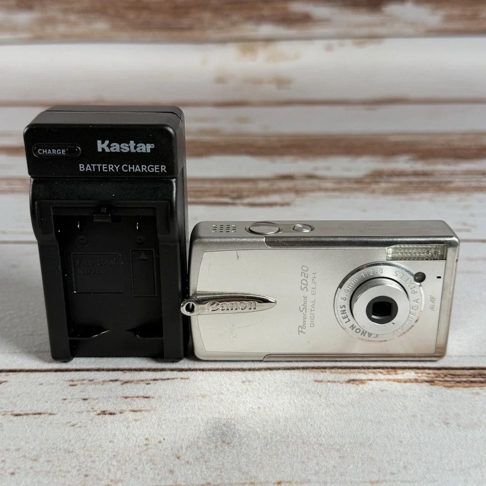 Canon PowerShot SD20 Camera For Parts Repair Broken LCD Display As-Is